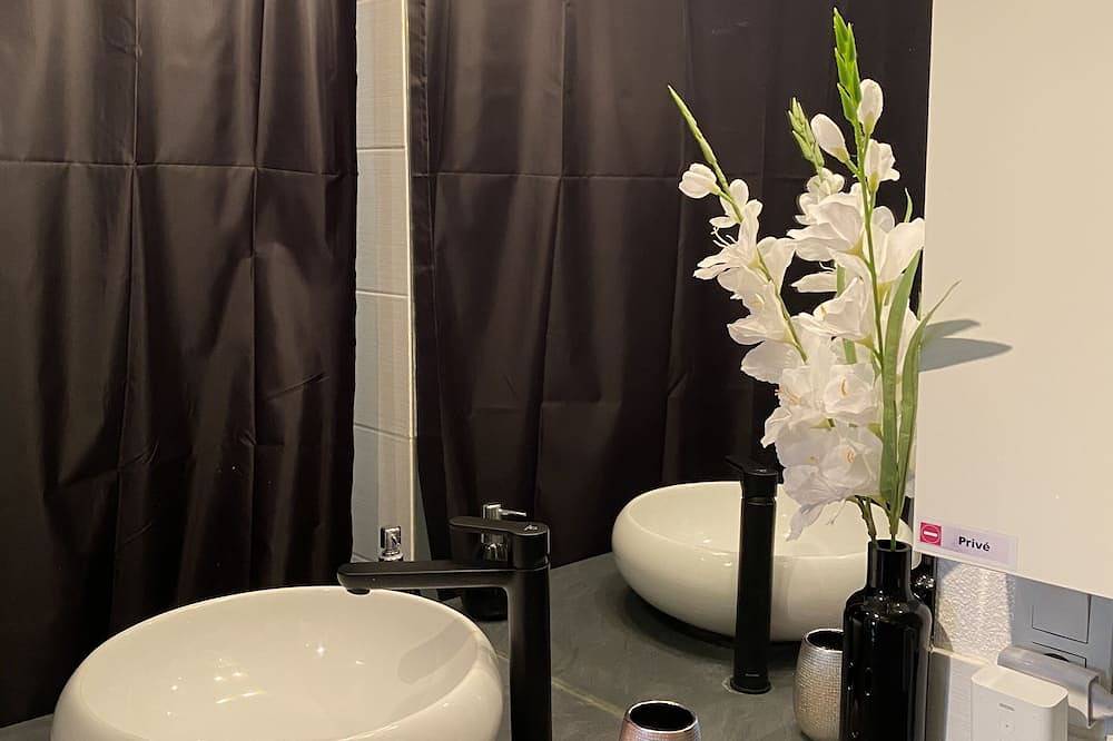 Appartement entier, Tichnich Apartement - A 1 minute de la gare d’Annemasse in Annemasse, Région de Saint-Julien-en-Genevois