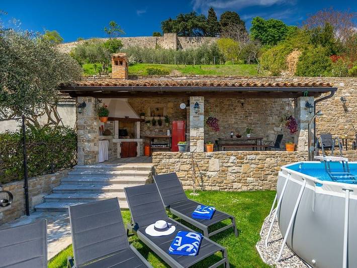 Ferienhaus für 8 Personen in Motovun