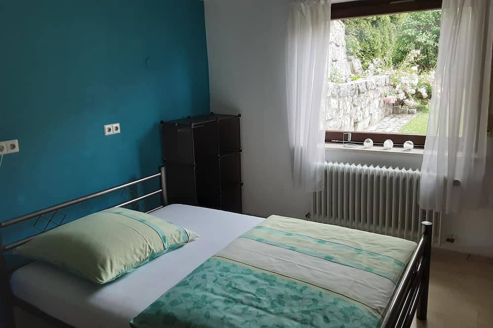 Ganze Wohnung, Ferienwohnung am Pfaffenberg  - Sonnenalb in Burladingen, Neckar-Alb