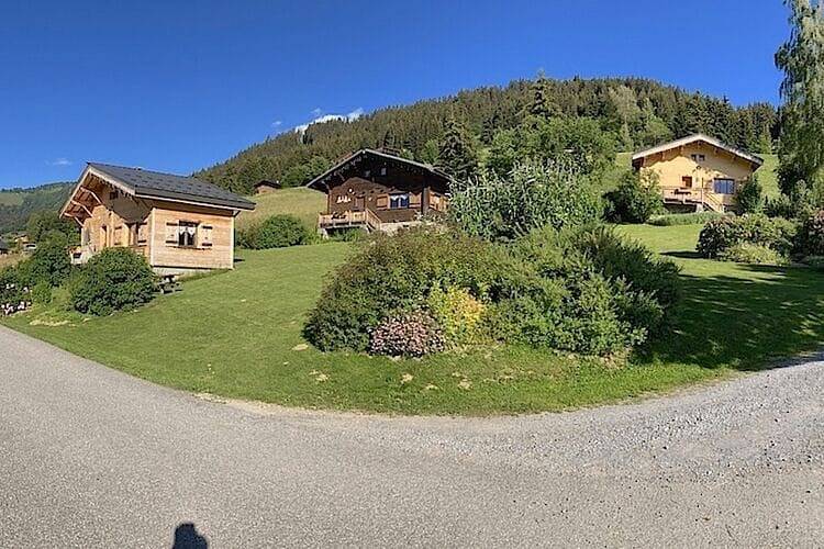 Chalet à Notre-Dame proche Skilift in Notre-Dame-de-Bellecombe, Région d'Albertville