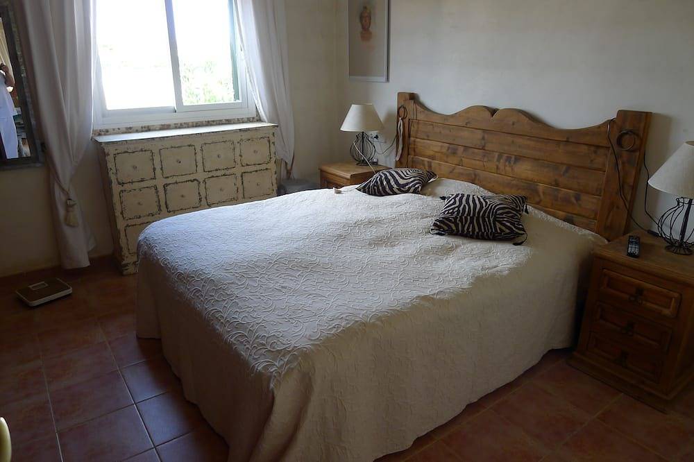 Traumhaus im mallorquinischen Stil - 4 Dz, 2 Bäder, schöner Pool, 3 Terrassen... in Can Picafort, Santa Margalida