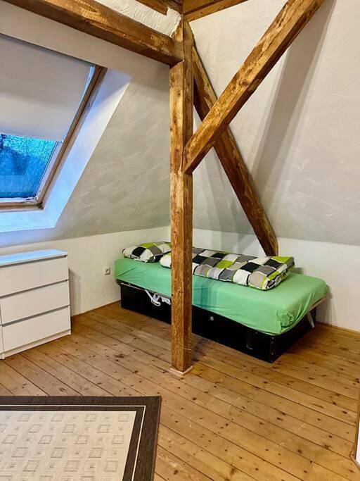 Ferienwohnung für 8 Personen, mit Balkon und Terrasse sowie Ausblick in Kall - 3