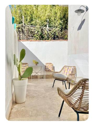 Gîte pour 2 personnes, avec terrasse dans Calanque De Port Pin Cassis