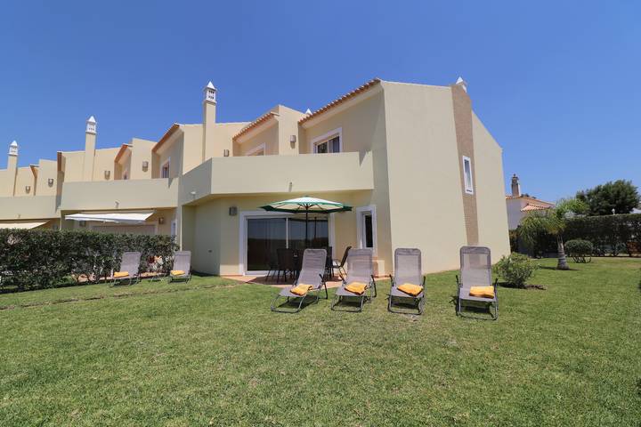 Ferienhaus für 6 Personen, mit Pool und Garten, kinderfreundlich in Albufeira