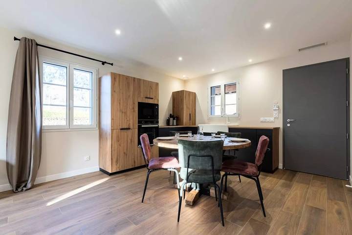 Location de vacances pour 6 personnes, avec vue et jardin à Armenteule - 2