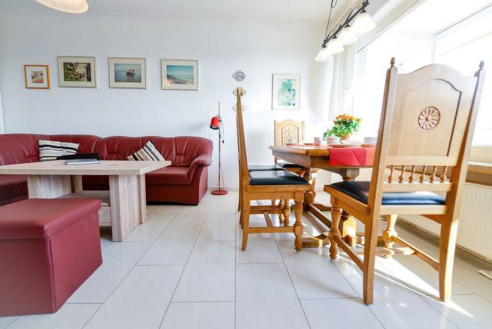 Ferienwohnung für 4 Personen, mit Sauna und Balkon in Sahlenburg