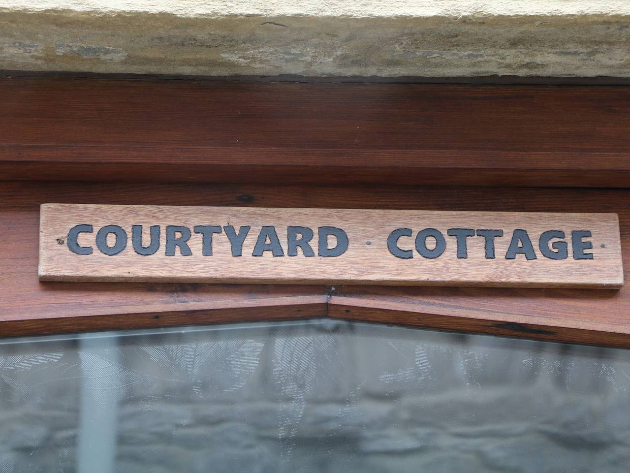 Courtyard Cottage in Peak Forest, Derbyshire