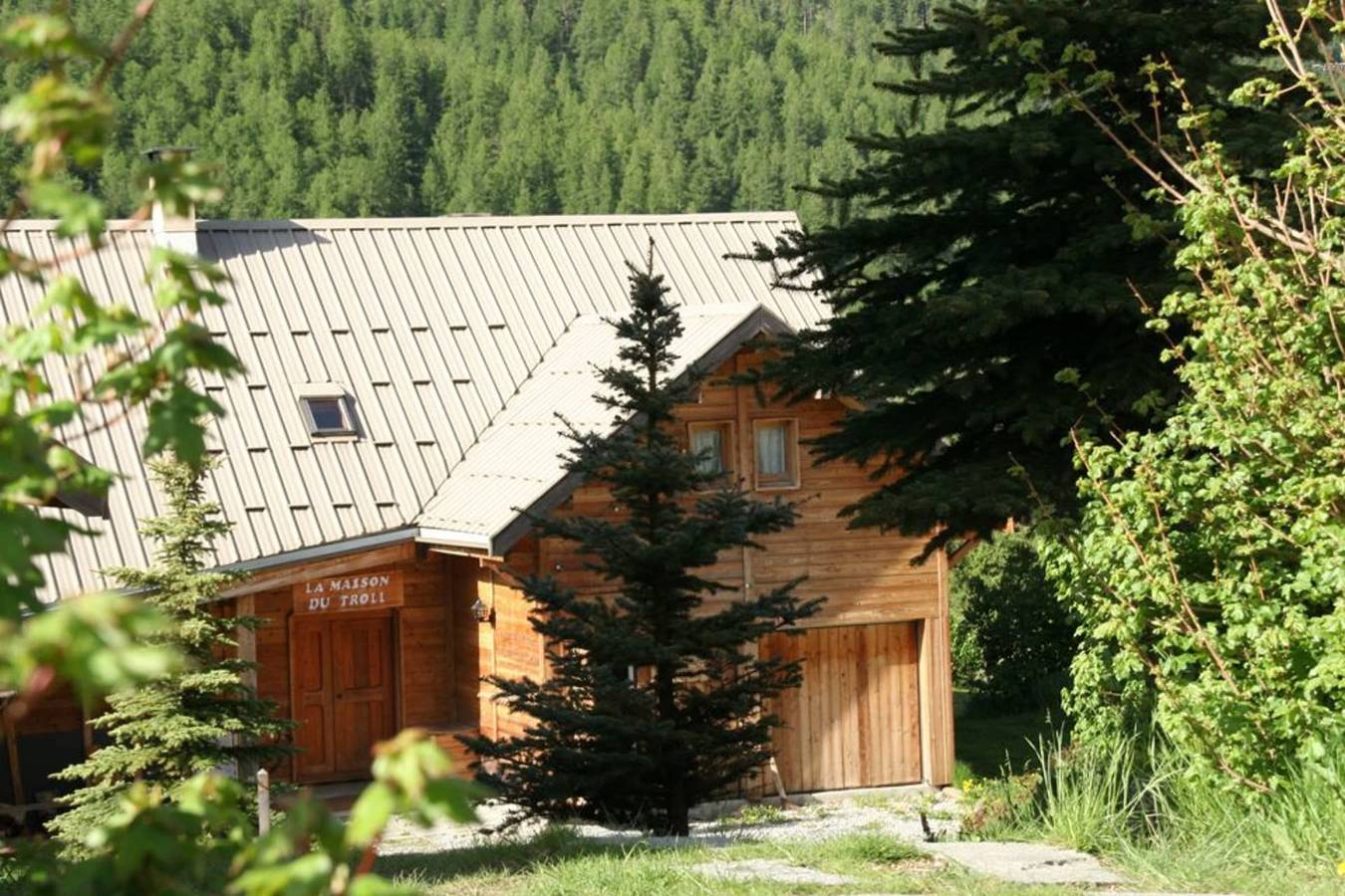 Chalet Le Troll  Hameau des Chazals Nevache Hautes Alpes in Névache, Région de Briançon