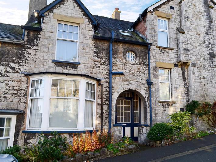 Log cabin for 5 people, with Garden in Grange-over-Sands