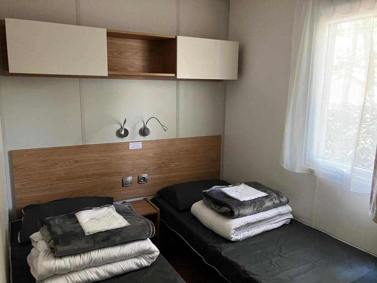 Grand mobile-home 45M2 au calme et au bord de mer in Saint-Brevin-les-Pins, Côte de Jade