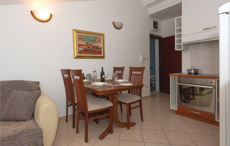 Ferienwohnung für 5 Personen, mit Terrasse in Vodice - 4