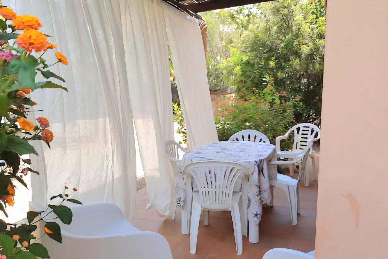 Ferienhaus für 6 Personen mit Garten in Torre delle Stelle, Cagliari Provinz