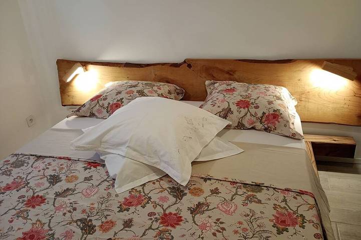 Ganze Wohnung, Oustal del Béal: Charming duplex with a terrace near the restaurants of Mirepoix in Mirepoix, Ariège