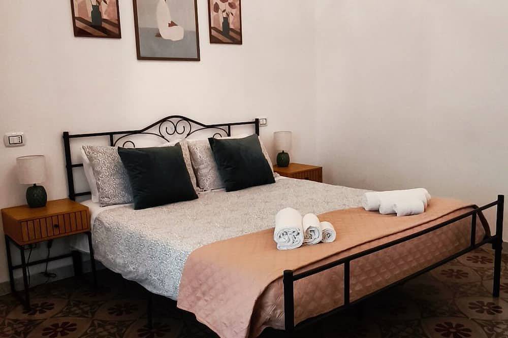 Appartement entier, Dimora Tarantina - in the heart of the city, near the museum and castle in Taranto, Golfe de Tarente