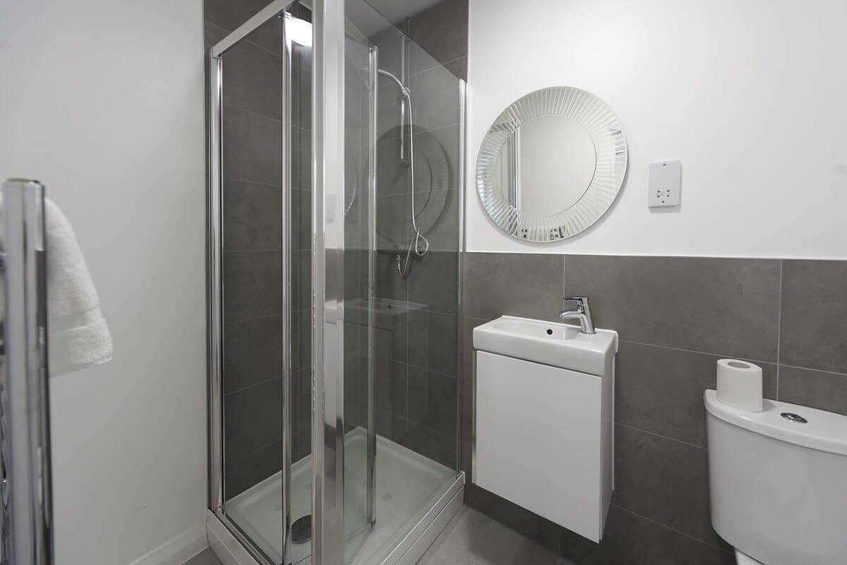 Ganze Wohnung, Ferienwohnung für 4 Personen mit Balkon/Terrasse in Ashford, Ashford und Umgebung