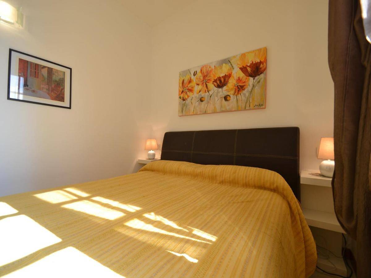 Ganze Wohnung, Air-conditioned with a pool,spa and fitness centre in Magliolo, Ligurische Alpen