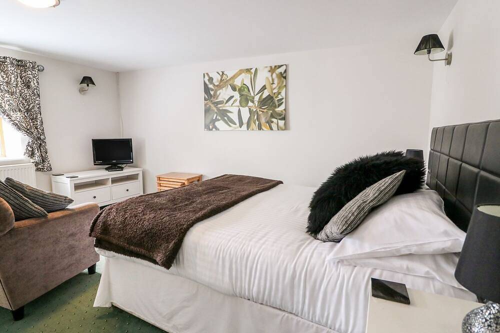 Triangle Inn Coachouse, pet friendly in Rhayader in Rhayader, Powys