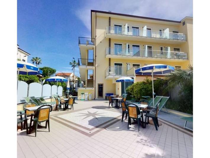 Appartamento intero, Appartamento a Pietra Ligure in Pietra Ligure, Comune di Pietra Ligure