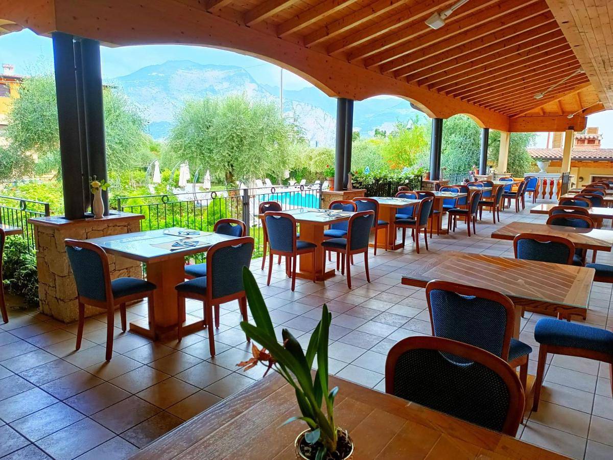 Hotel Villa Isabella in Brenzone, Gardasee-Berge
