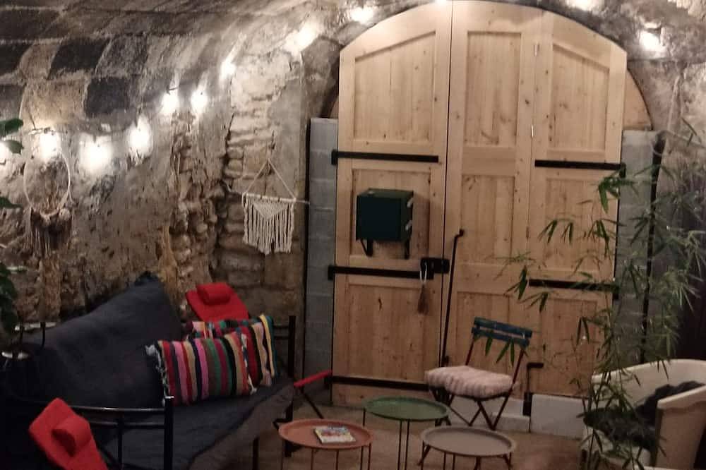 À 5 Minutes de la Rivière et du Club Canoë, Maison de Village in Remoulins, Nimes und Umgebung