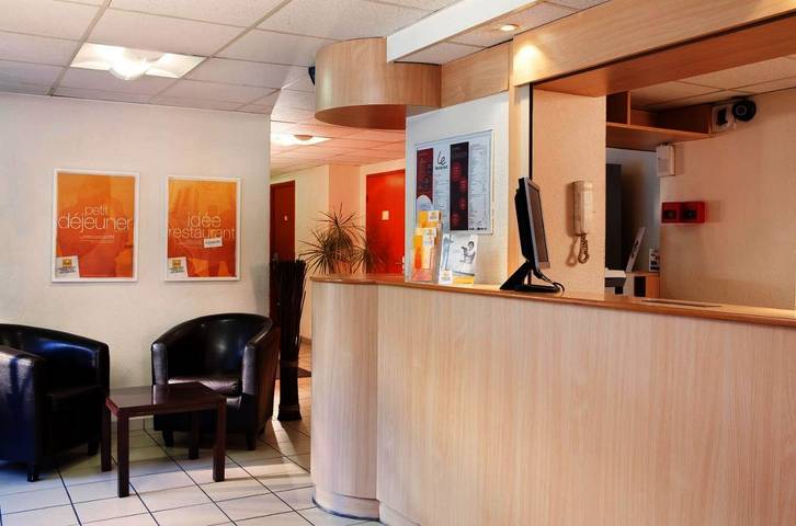 Hôtel pour 2 personnes, animaux acceptés à Le Blanc-Mesnil - 2