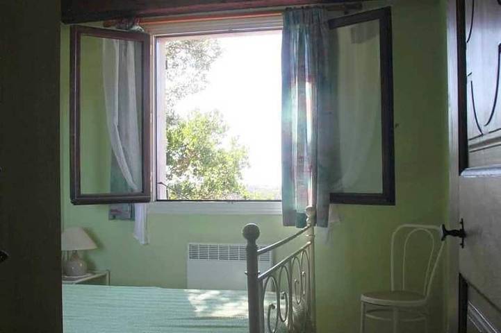 Location de vacances pour 10 personnes, avec jacuzzi ainsi que terrasse et balcon/terrasse à Cauro - 4