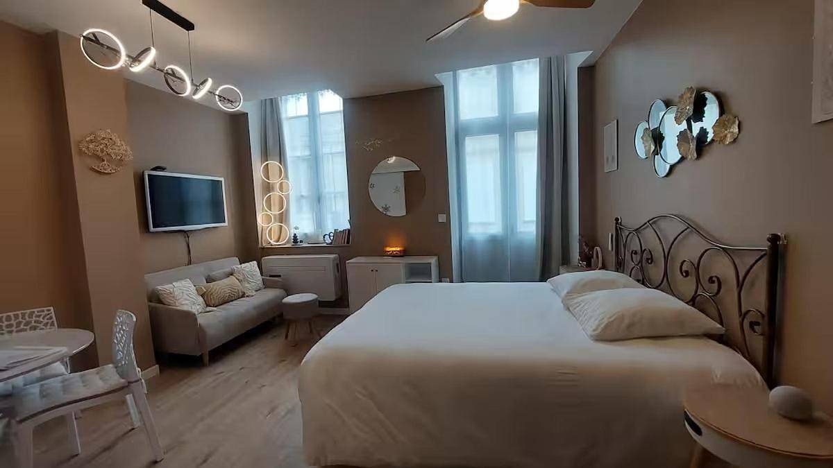 Appartement entier, Le Réverbère, appartement de vacances in Lectoure, Gers