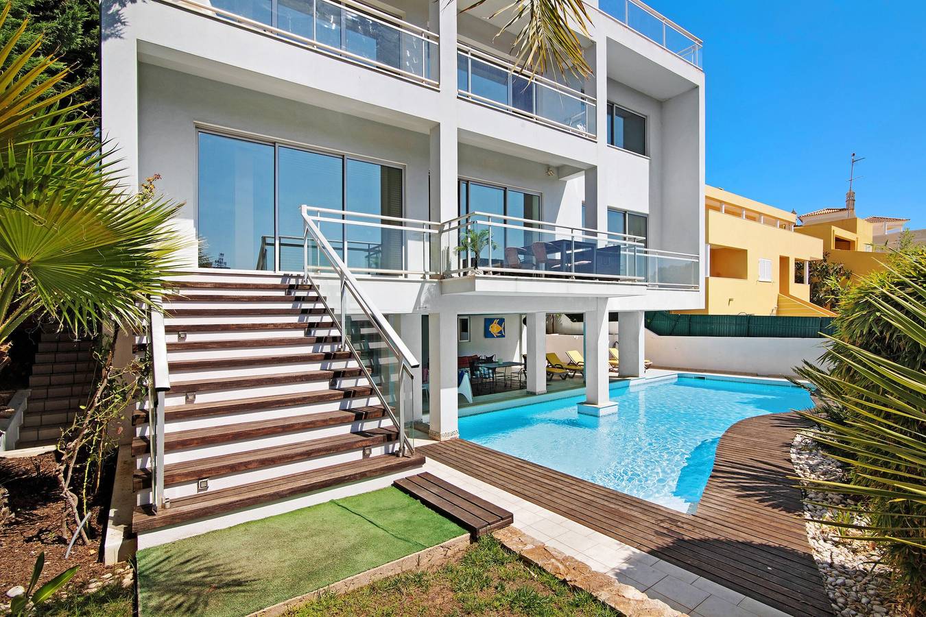 Villa for 12 People in Albufeira e Olhos de Água, Faro District