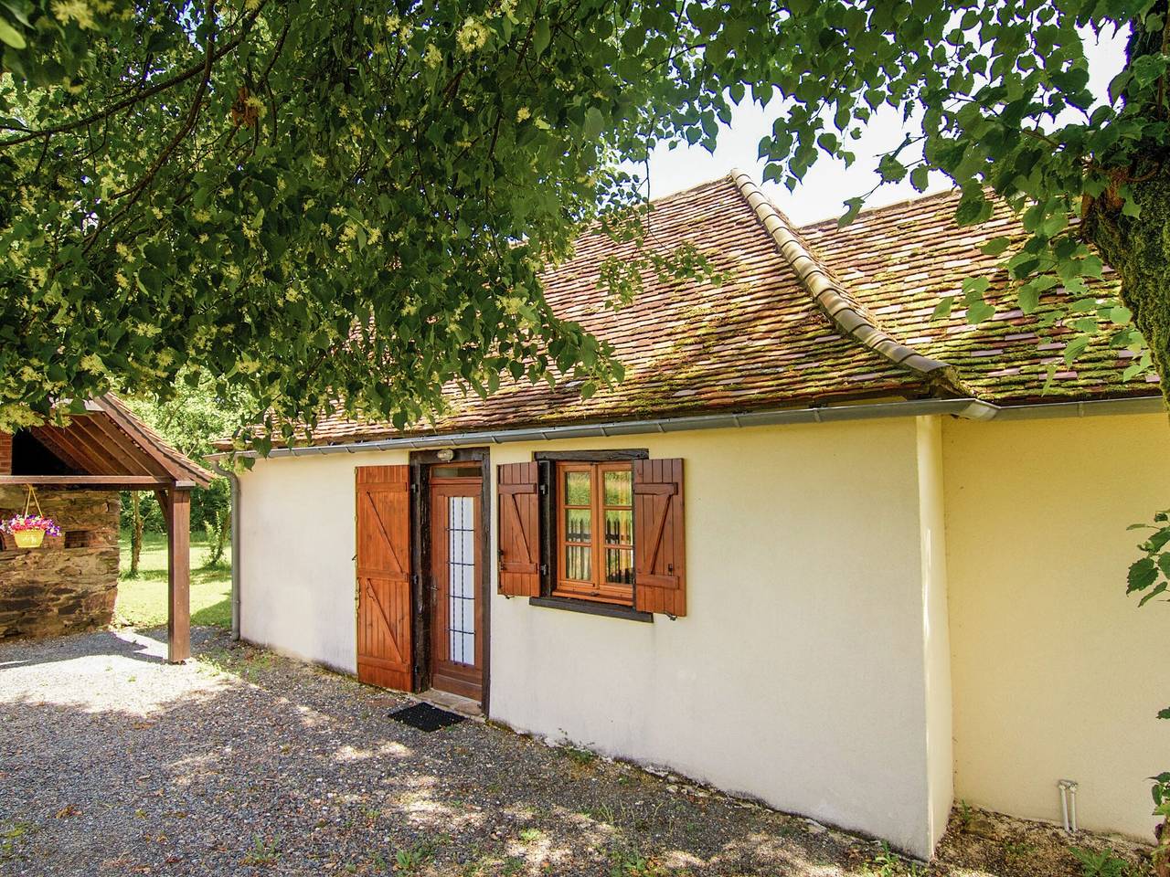 Rustig huisje in Savignac, foto 8