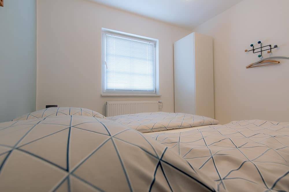 Ganze Wohnung, Großzügige Ferienwohnung mit Garten, direkt im Grünen. in Stinteck, Westerdeichstrich