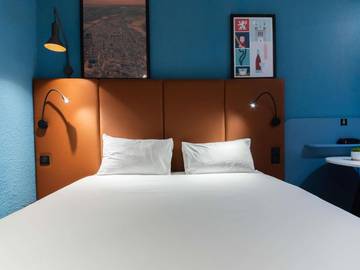 Hôtel pour 2 personnes, avec jardin et piscine à Dardilly