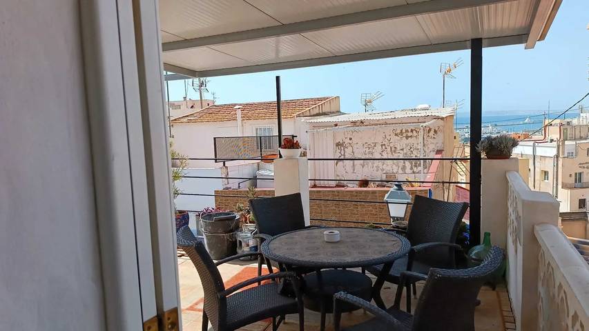 Escapadas de fin de semana para 4 personas, con terraza en Alicante