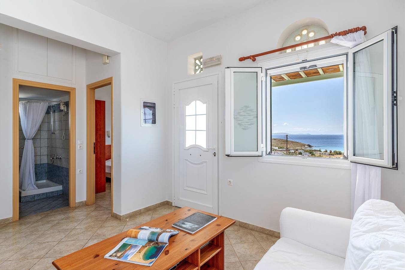 Ferienhaus 'Anemologio 102 Tinos' mit Meerblick, Wlan und Klimaanlage in Ormos Agiou Ioannou, Tínos