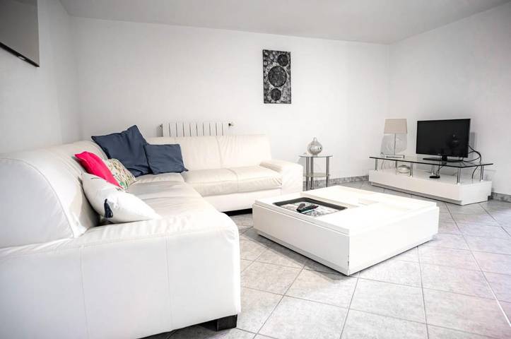 Location de vacances pour 4 personnes, avec jardin et vue dans Morta - 3