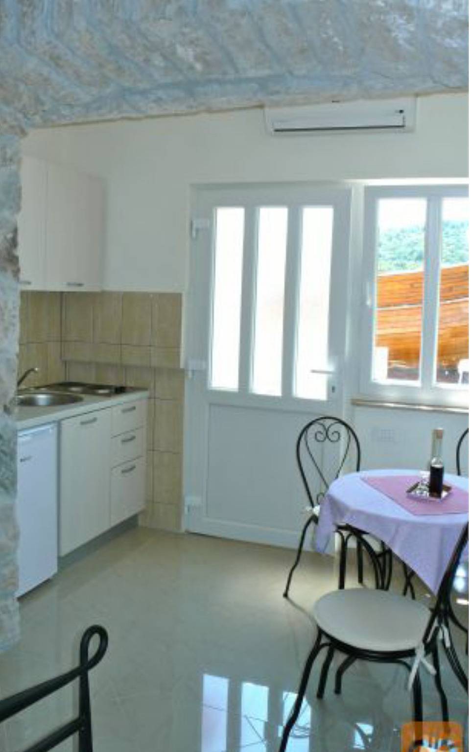 Ganzes Studio, Apartments Djurdjica in Povlja, Brac