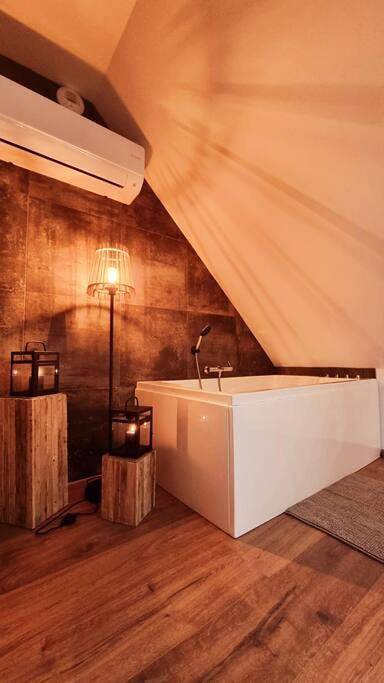 Appartement entier, Loft de charme pour amoureux et hammam! in Grendelbruch, Bas-Rhin Alsace