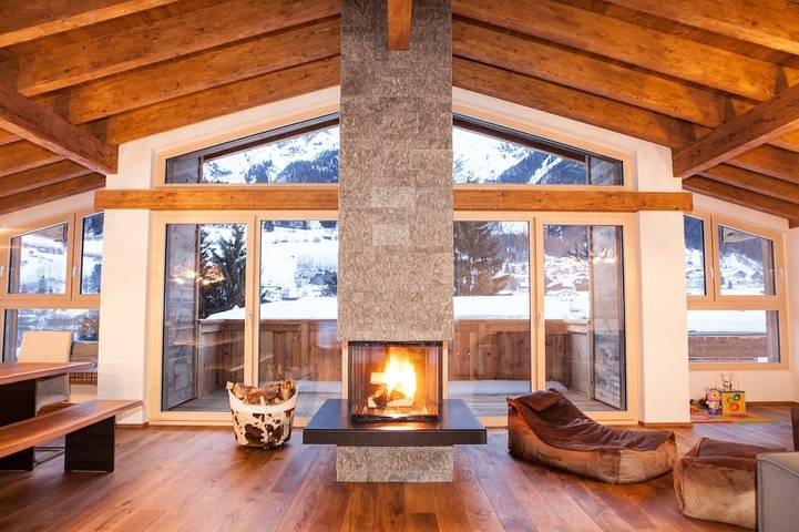Chalet für 12 Personen, mit Pool und Sauna sowie Balkon und Garten - 1