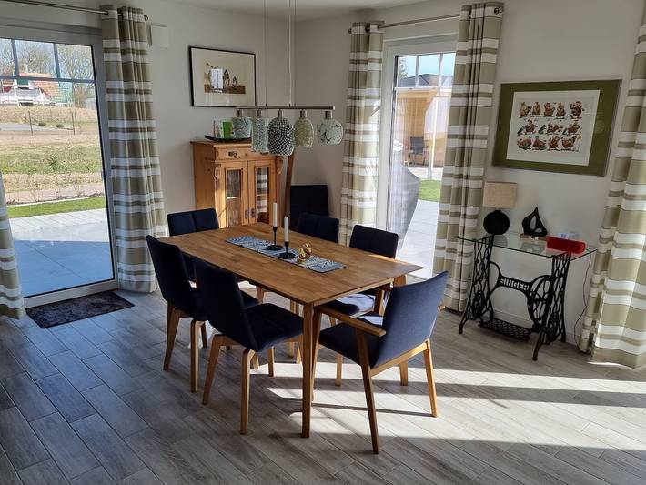 Ferienhaus für 6 Personen, mit Seeblick und Garten sowie Terrasse und Sauna am Greifswalder Bodden - 2