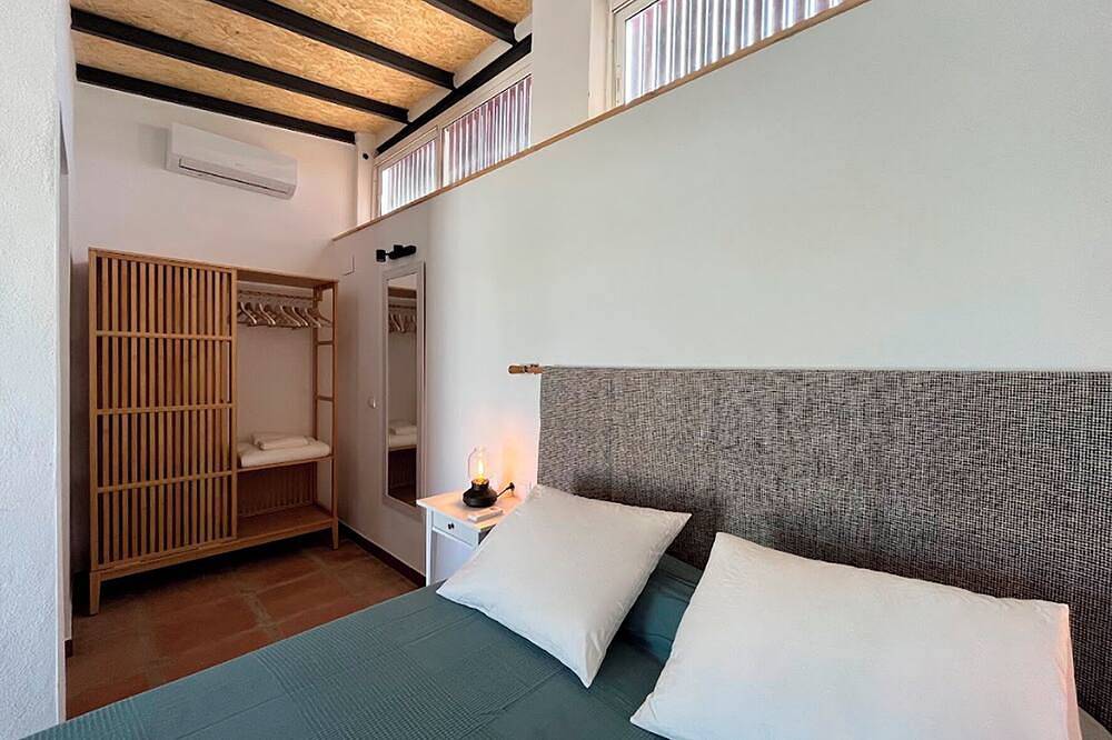 House with a pool, 25 minutes from Seville, 3 suites, spacious outdoor area. in Aznalcázar, Sevilla Provinz