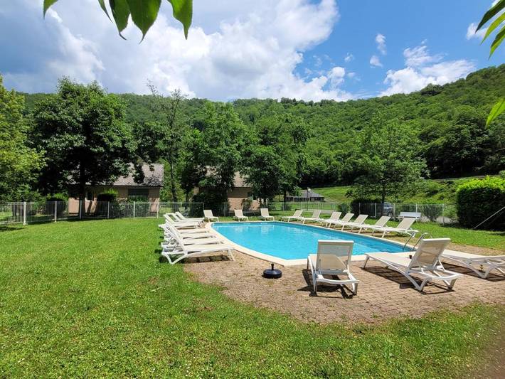 Maison de vacances pour 5 personnes, avec piscine ainsi que vue et jardin