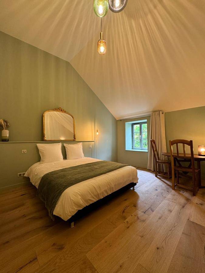 Location de vacances pour 12 personnes, avec jardin ainsi que piscine et vue, animaux acceptés à Santenay - 2