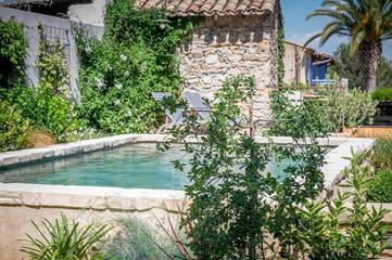 Location de vacances pour 6 personnes, avec jardin et piscine à Laudun-l'Ardoise