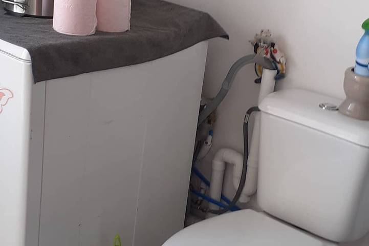 Appartement entier, Chambre 21 m2 au pied des vignes, plage à 5kms, tous commerces, résidence calme in Sigean, Côte méditerranéenne (France)