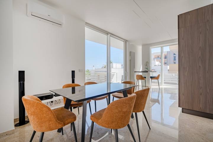 Appartement entier, Appartement 'Luvi Polignano A Mare' avec balcon, Wi-Fi et climatisation in Polignano a Mare, Province de Bari