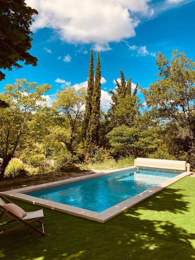 Chambre d’hôte pour 4 personnes, avec vue et terrasse ainsi que jardin et piscine - 1