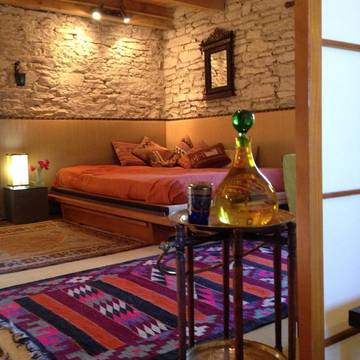 Maison d’hôte pour 2 personnes, avec jardin ainsi que terrasse et vue à Rebourguil