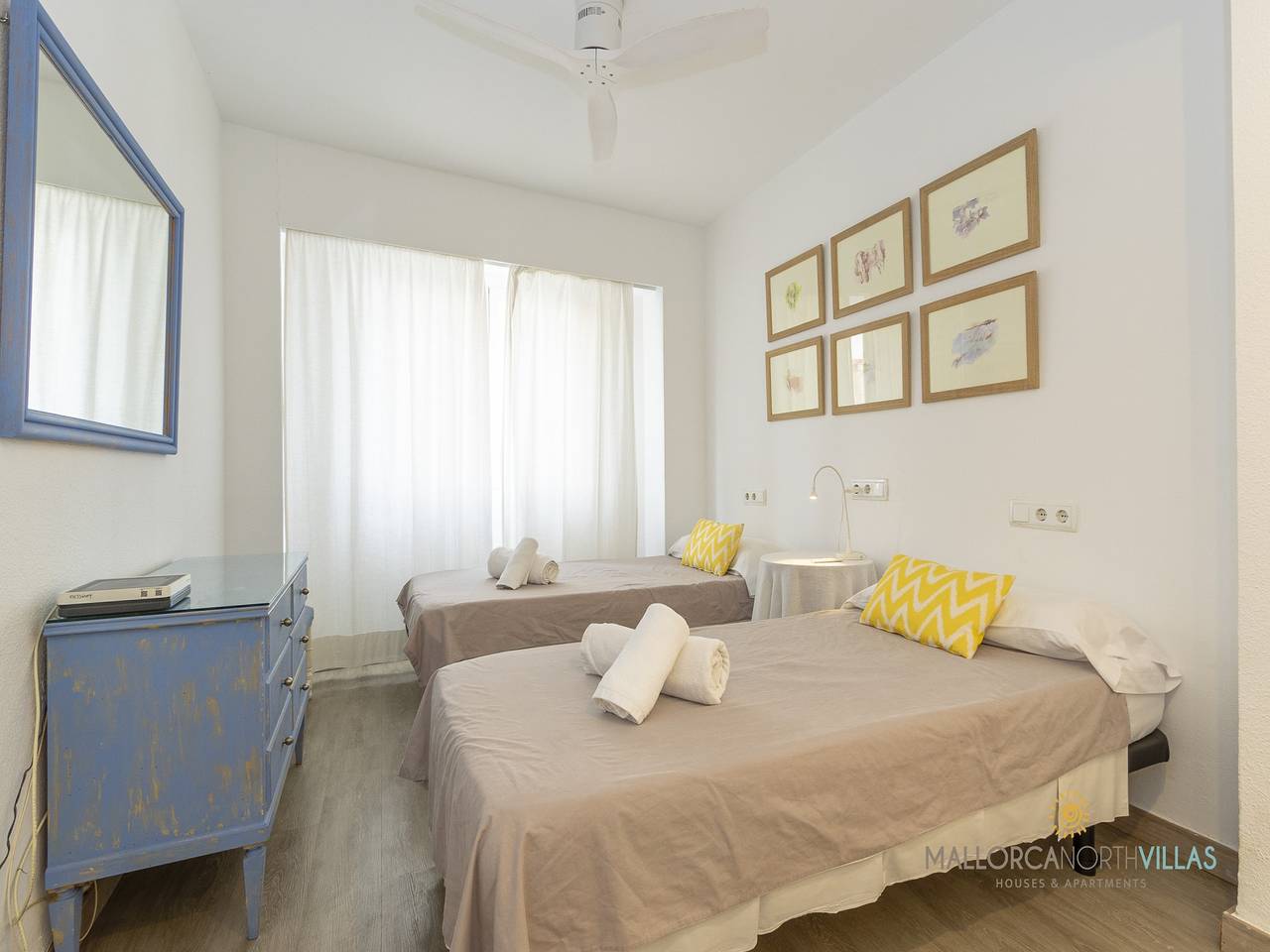 Entire apartment, Apartment in Port de Pollença by the Beach in Port de Pollença, Pollença