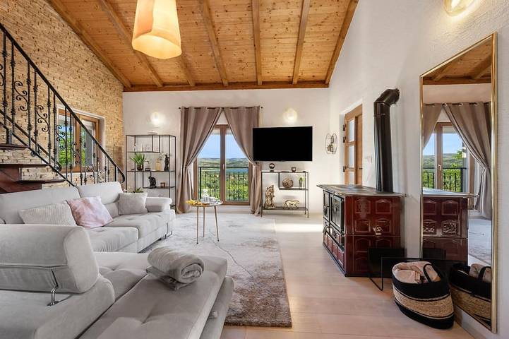 Schönes Haus in Donje Polje in Sibenik, Šibenik-Knin