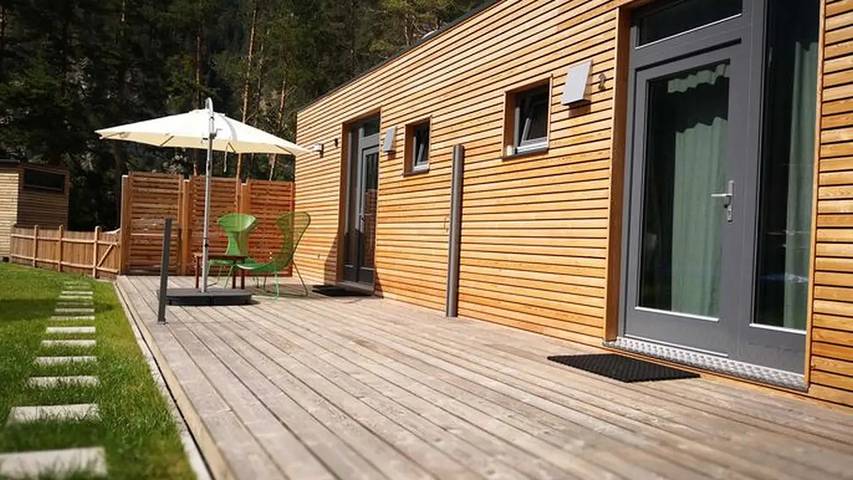 Ferienwohnung für 4 Personen, mit Terrasse und Garten in Tiroler Oberland