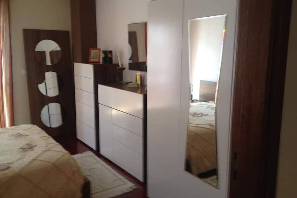 Geheel appartement, T2 in Nazaré 100m van het strand in Praia da Nazaré, Nazaré
